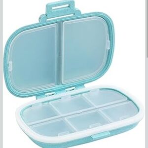 💊 Aqua Blue Travel Pill Case